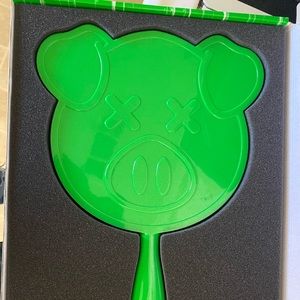 Jeffree X Shane Pig Mirror